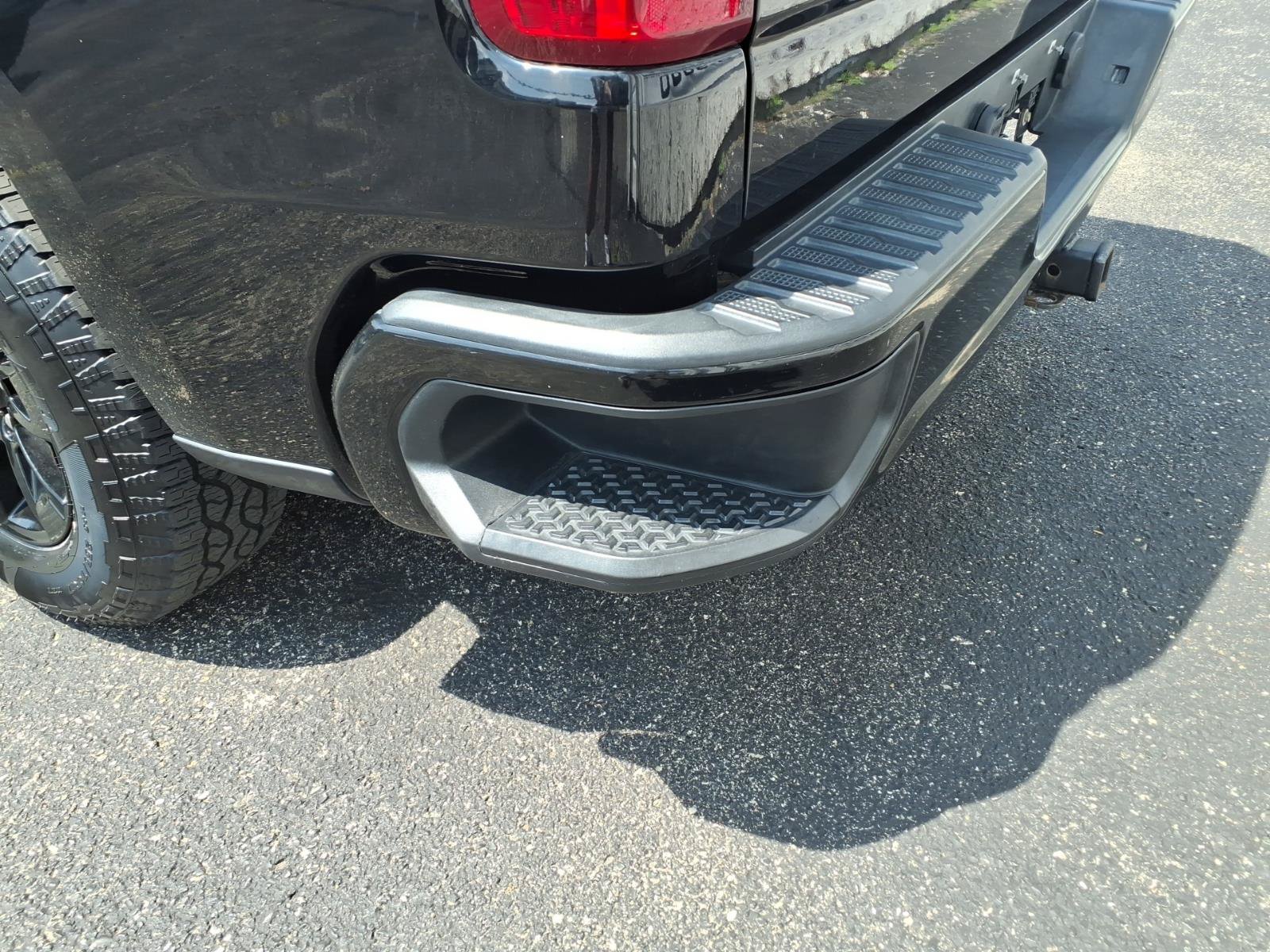 Certified 2019 Chevrolet Silverado 1500 LT w/ All-Star Edition AWD/4WD image 18