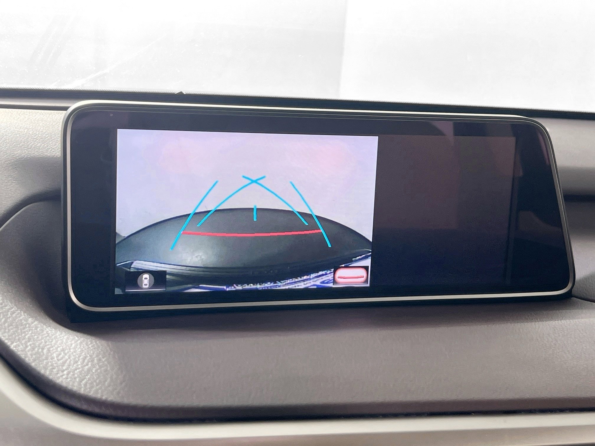 Used 2017 Lexus RX 450h AWD image 14