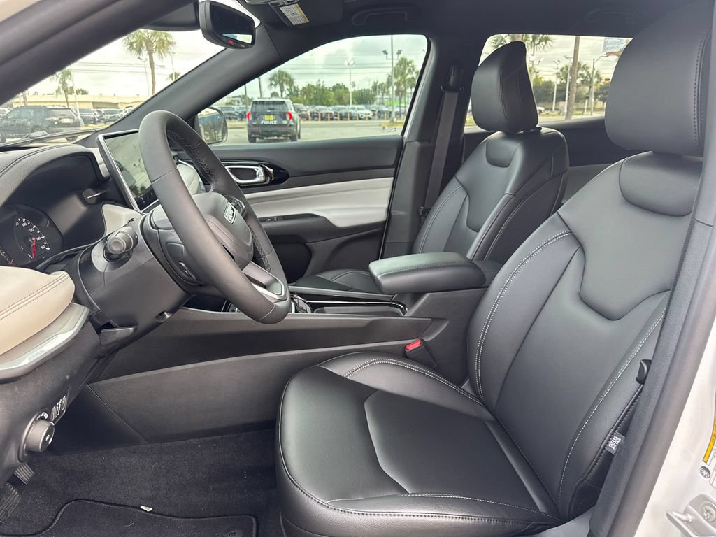 New 2026 Jeep Compass Limited AWD/4WD image 12