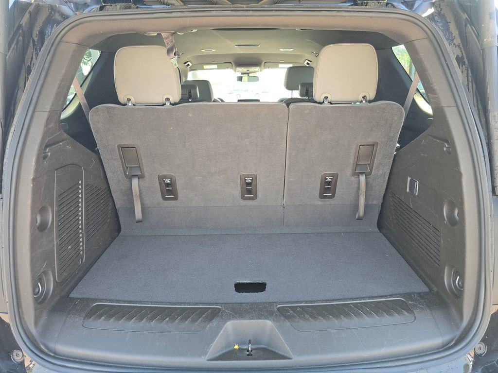 Used 2024 Chevrolet Tahoe LT image 12