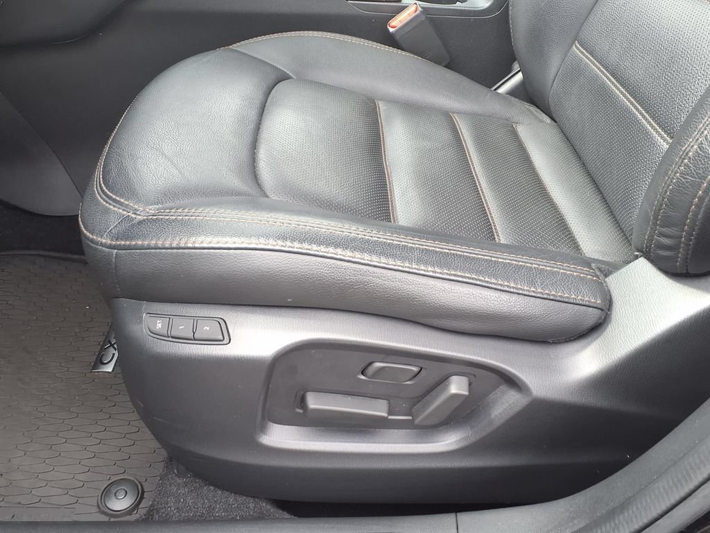 Used 2023 MAZDA CX-5 AWD 2.5 S w/ Premium Package image 10