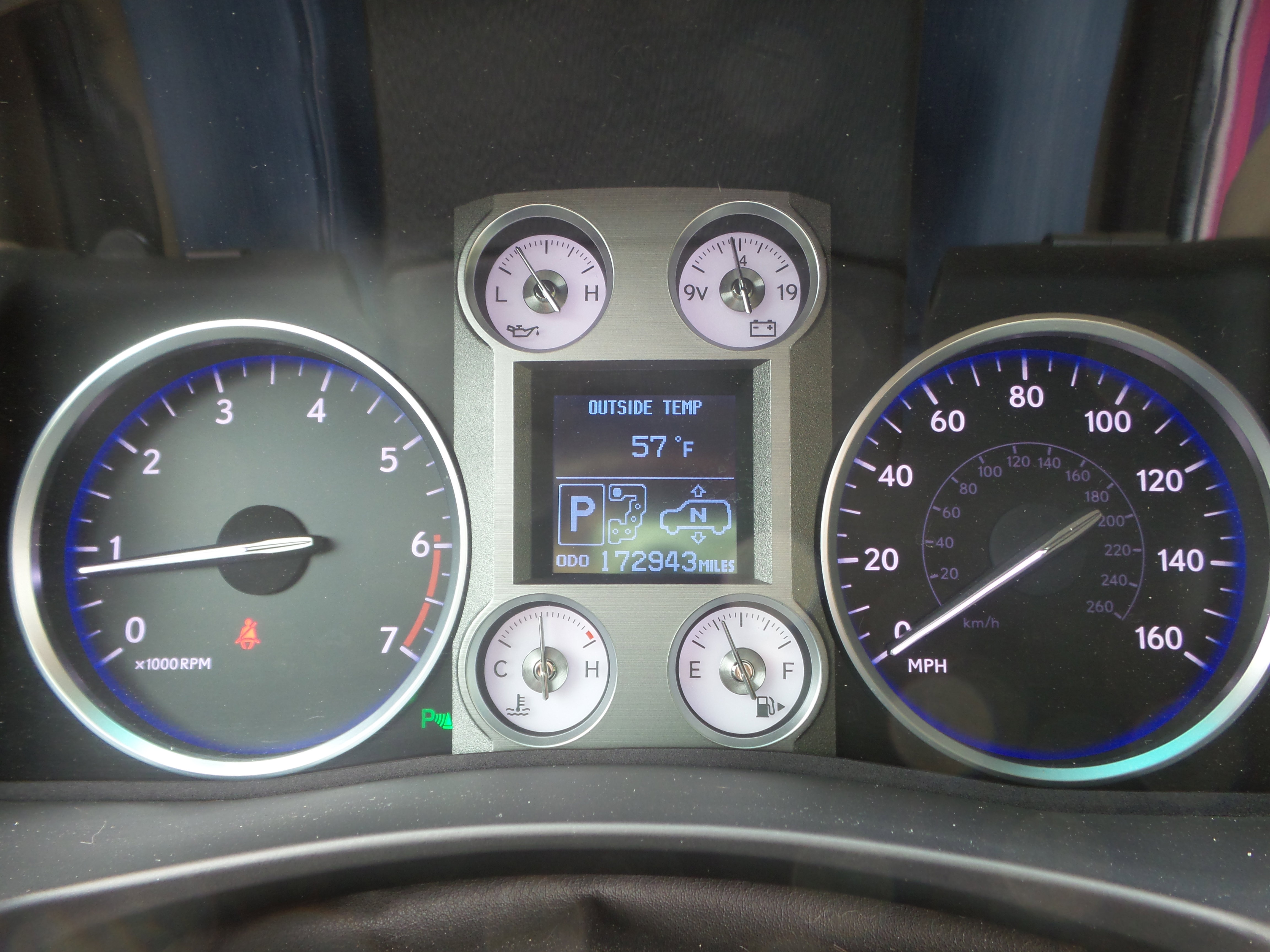 Used 2011 Lexus LX 570 4WD image 10