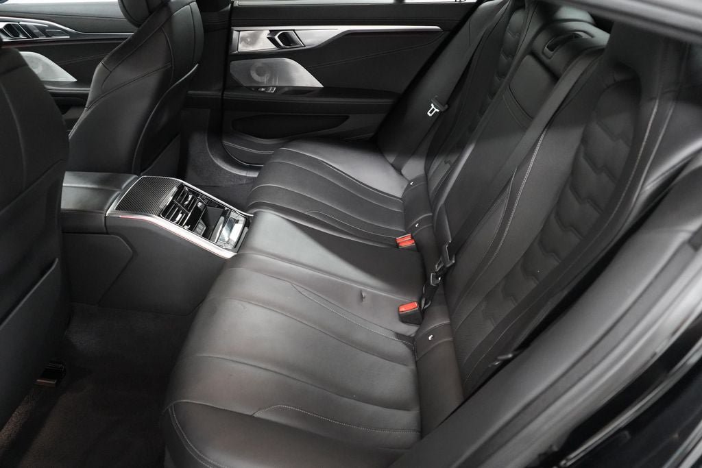 Used 2023 BMW ALPINA B8 xDrive Gran Coupe AWD/4WD image 21