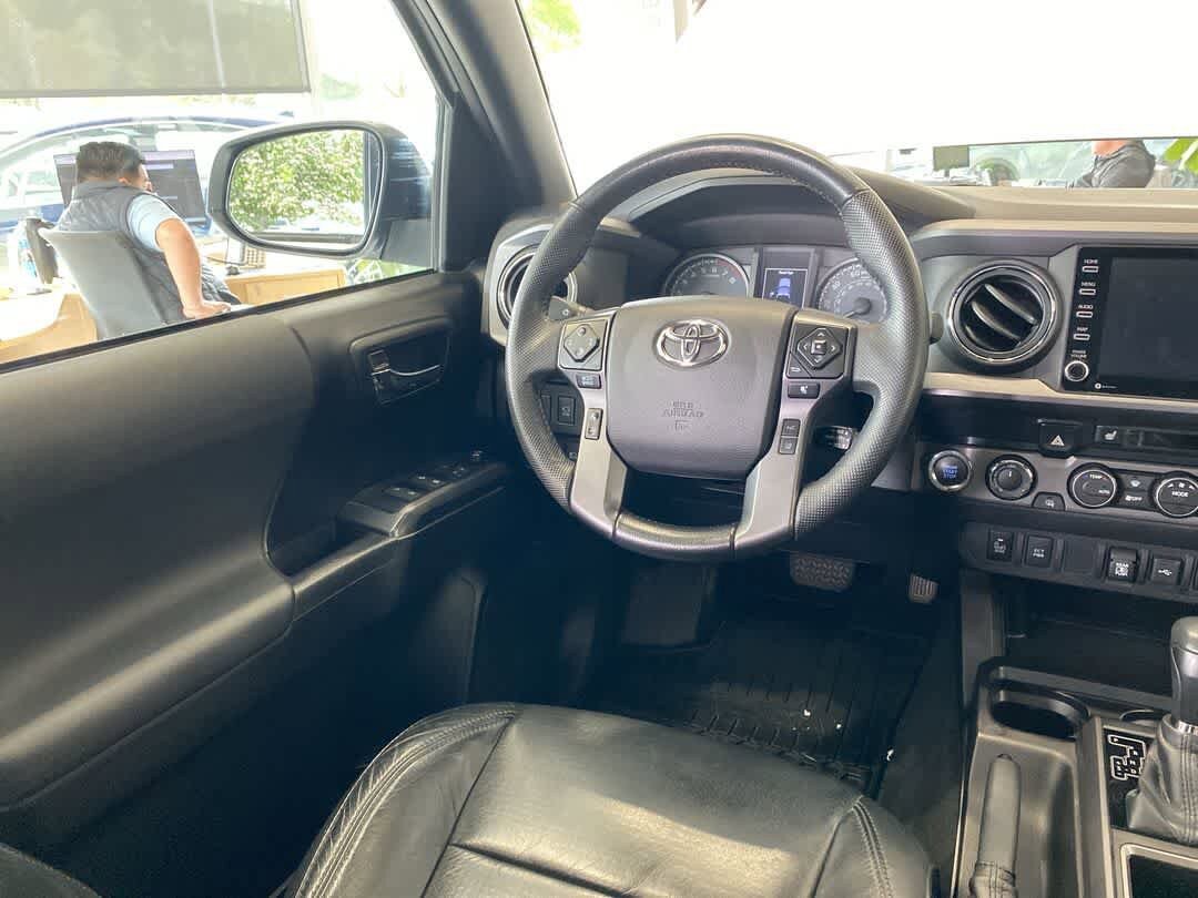Used 2021 Toyota Tacoma TRD Off-Road AWD/4WD image 10