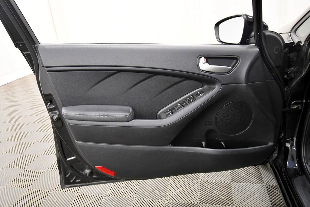 Certified 2017 Kia Forte LX FWD image 12