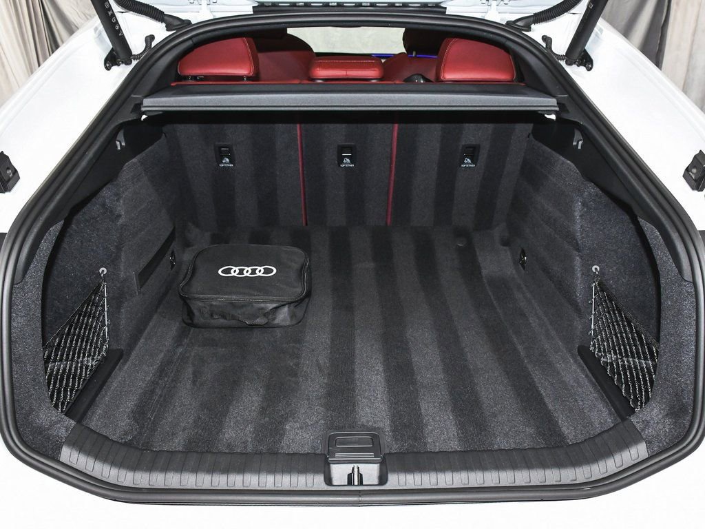 Used 2025 Audi S6 e-tron Prestige w/ 21" Black Optic Package image 76