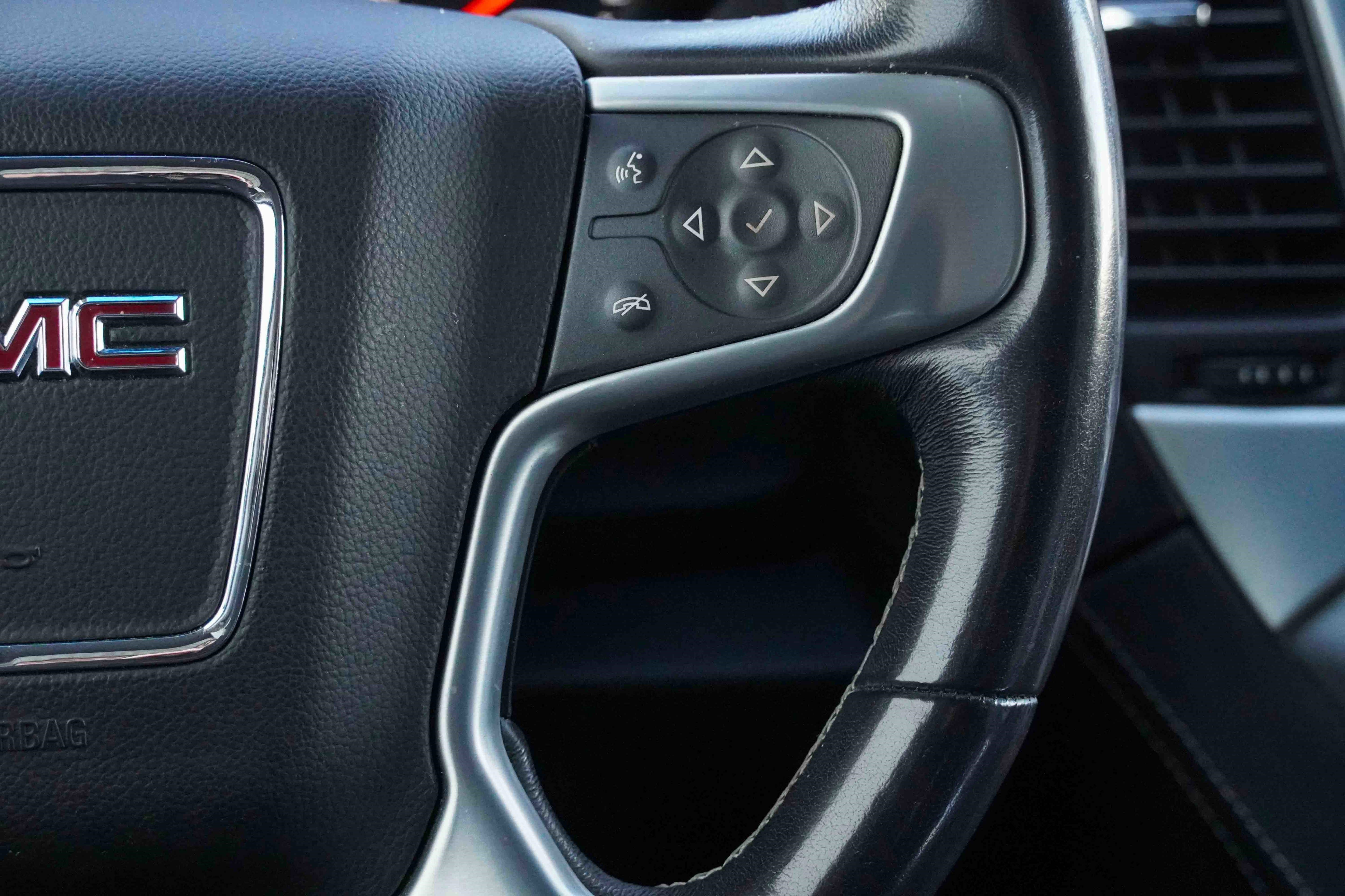 Used 2018 GMC Yukon XL SLT w/ Open Road Package image 23