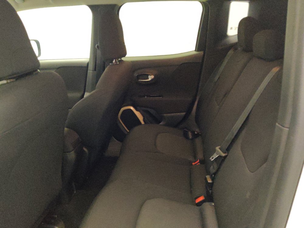 Used 2015 Jeep Renegade Sport w/ Power & Air Group FWD image 18