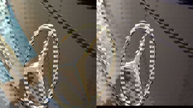 Used 2025 Mercedes-Benz GLC 300 4MATIC image 5