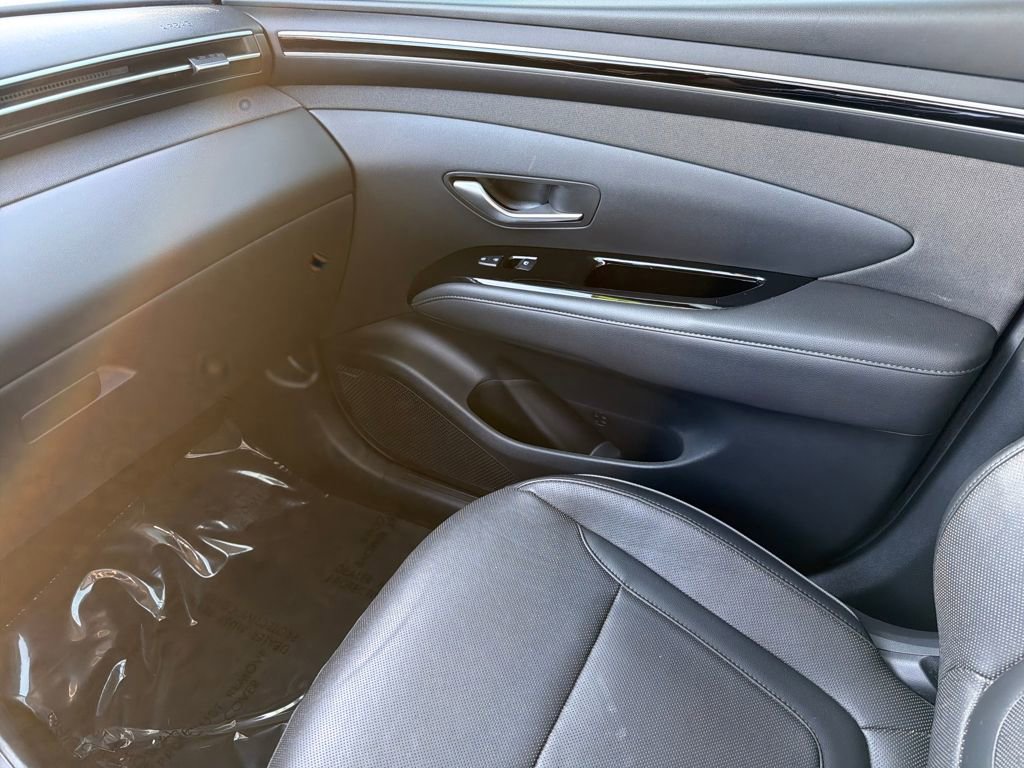 Used 2022 Hyundai Tucson Limited image 32