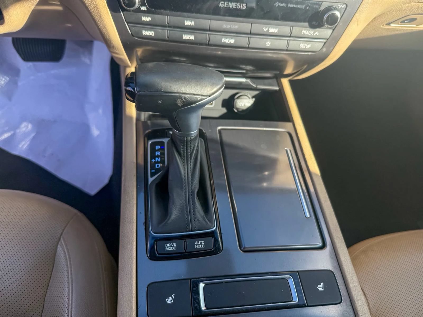 Used 2020 Genesis G80 3.8 RWD image 25