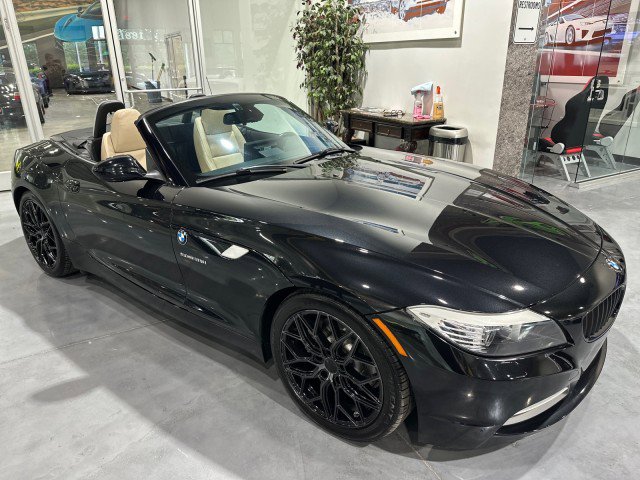 Used 2009 BMW Z4 sDrive35i RWD image 11