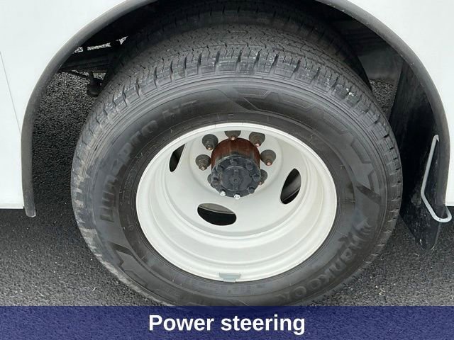 Used 2024 Ford E-450 and Econoline 450 Super Duty w/ Driver's Safety Package RWD image 13