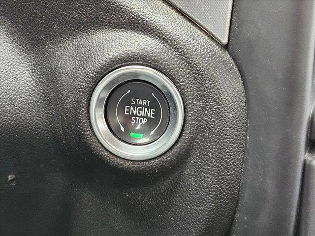 Used 2020 GMC Sierra 1500 SLE w/ SLE Value Package image 21