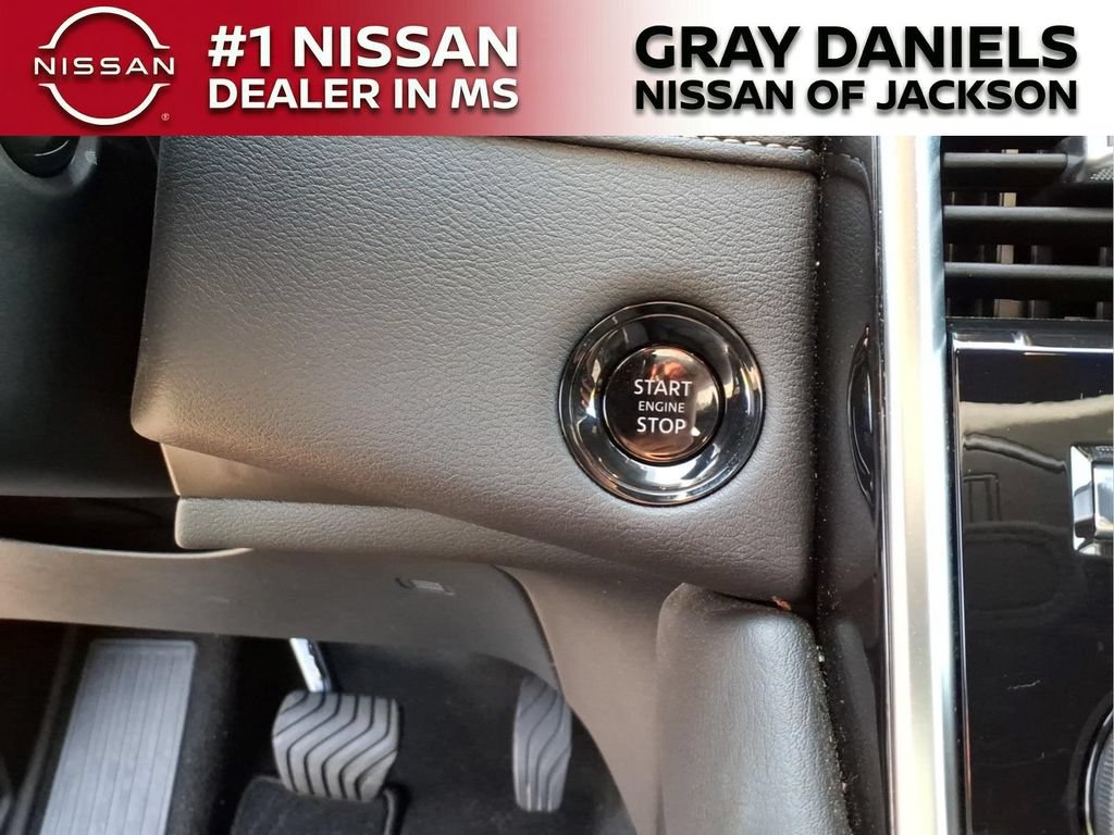 Certified 2025 Nissan Armada SL w/ Captain's Chari Seat Package RWD image 17