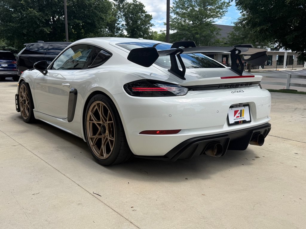 Used 2023 Porsche 718 Cayman GT4 RS w/ Weissach Package RWD image 7