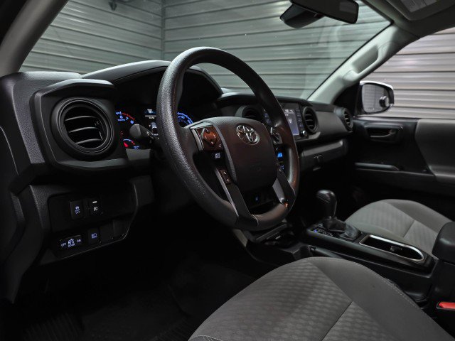 Used 2022 Toyota Tacoma SR AWD/4WD image 12