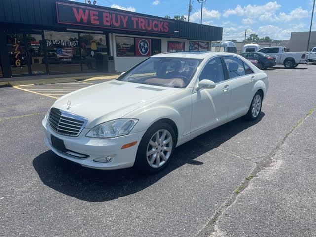 Used 2008 Mercedes-Benz S 550 4MATIC image 3