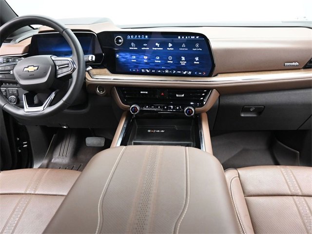 Used 2025 Chevrolet Suburban High Country w/ LPO, Illumination Package image 28