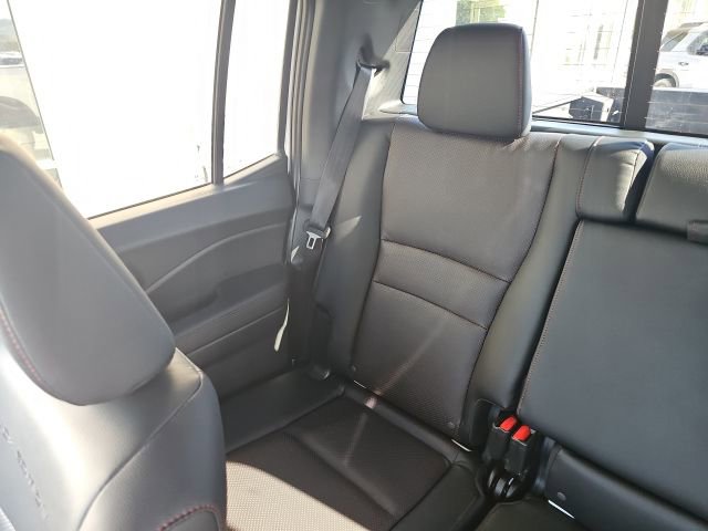 New 2026 Honda Ridgeline Black Edition image 13