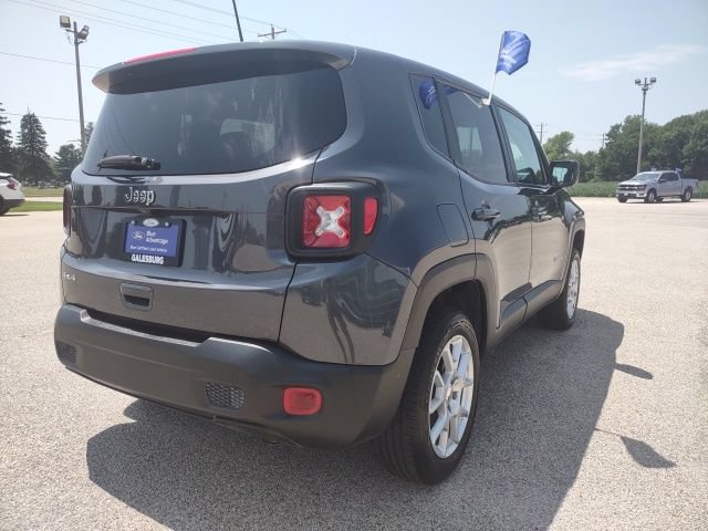 Used 2023 Jeep Renegade Latitude AWD/4WD image 5