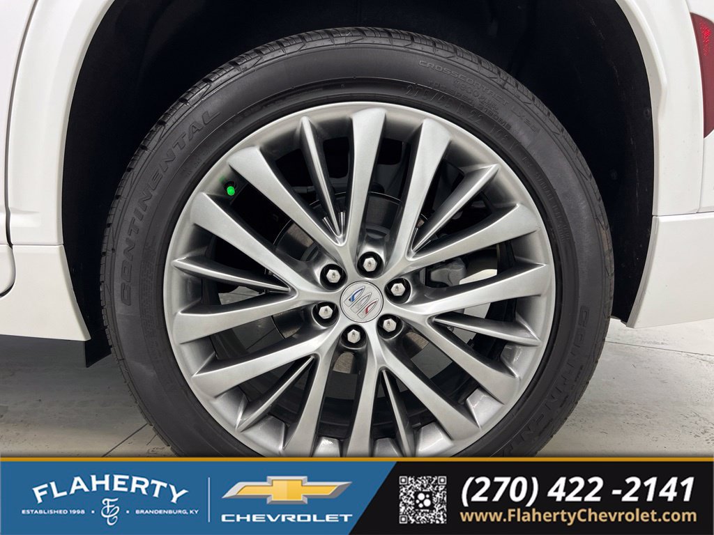 Used 2025 Buick Enclave Avenir w/ Super Cruise Package AWD/4WD image 19