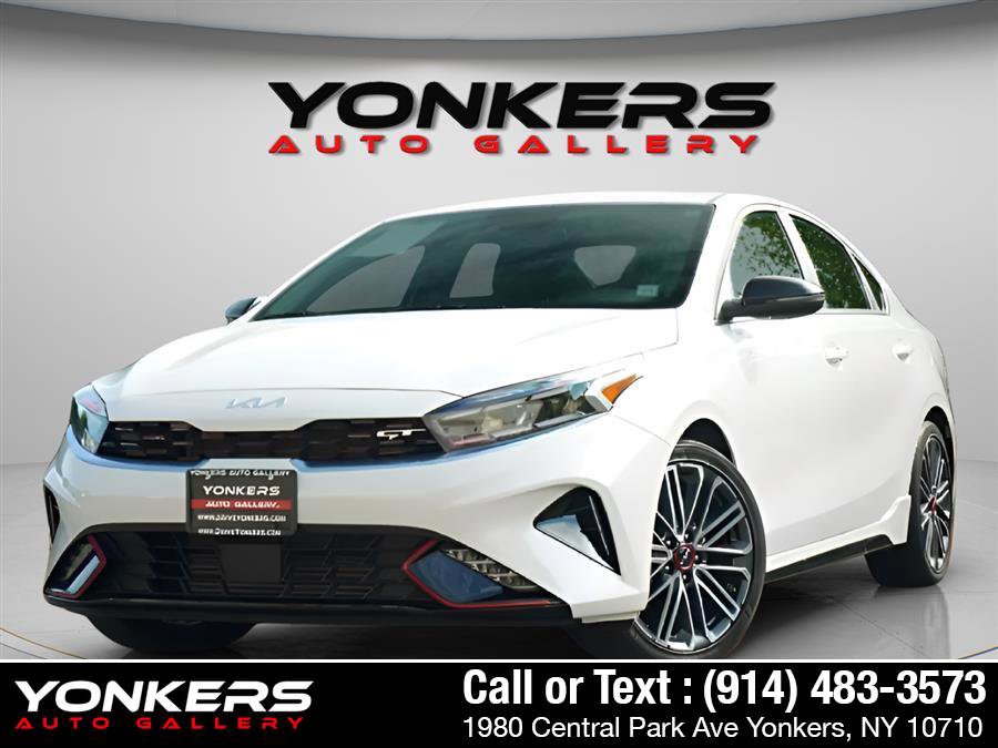 Used 2024 Kia Forte GT image 2