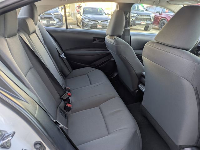Used 2025 Toyota Corolla LE image 33