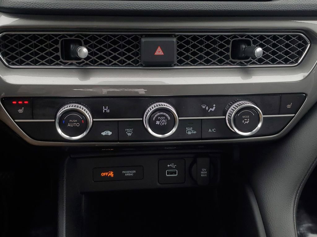 Certified 2025 Acura Integra Base image 24