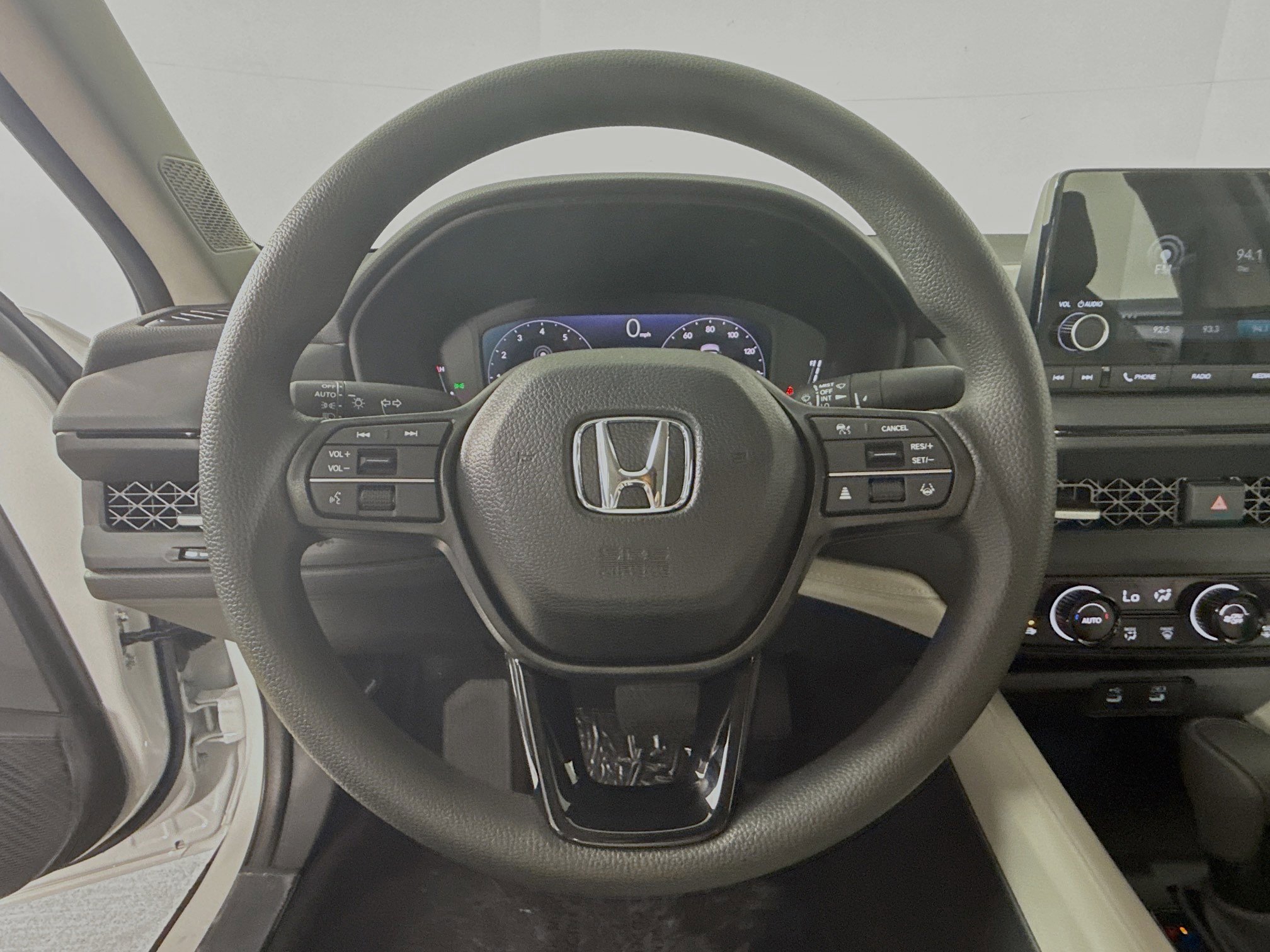 New 2025 Honda Accord SE image 9