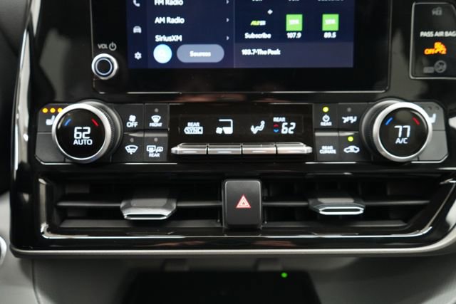 Used 2023 Toyota Highlander XLE image 48