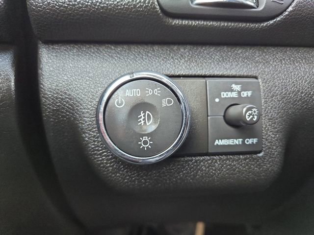 Used 2017 Chevrolet Traverse LT w/ Style and Technology Package FWD image 19