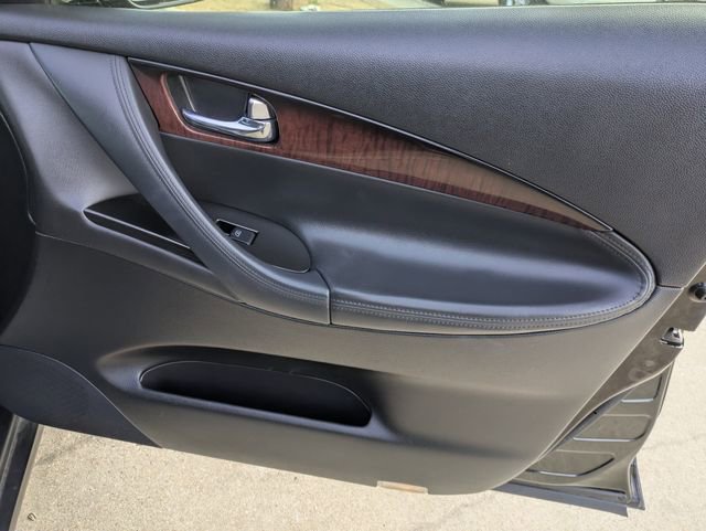 Used 2016 INFINITI QX50 2WD w/ Deluxe Touring Package image 35