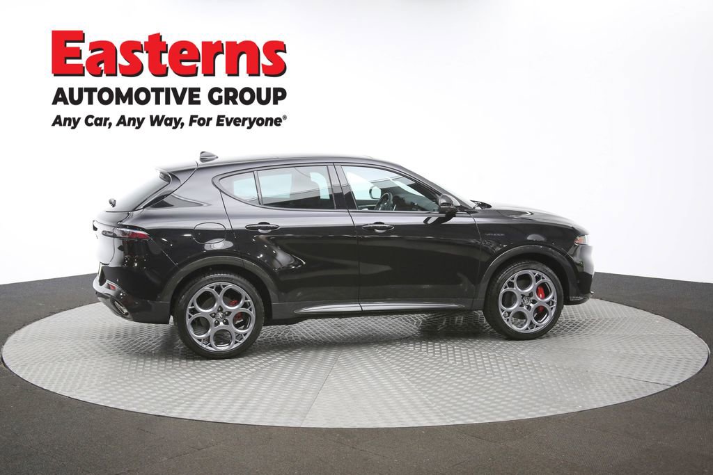 Used 2024 Alfa Romeo Tonale Veloce AWD/4WD image 45