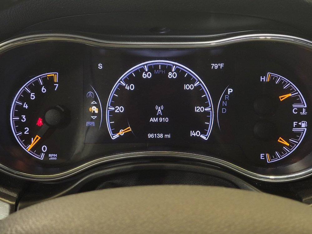 Used 2018 Jeep Grand Cherokee Laredo AWD/4WD image 23