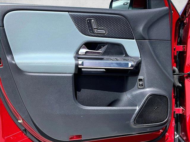 New 2026 Mercedes-Benz GLB 250 image 26