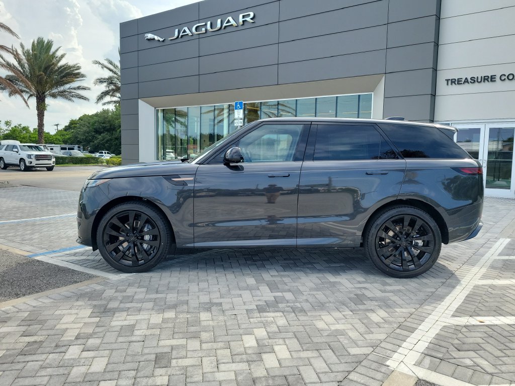 New 2026 Land Rover Range Rover Sport Dynamic SE AWD/4WD image 2