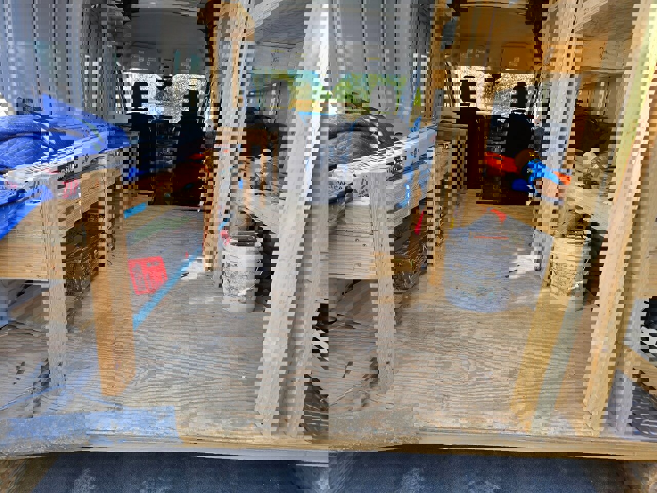 Used 2022 Ford E-Transit Medium Roof image 22