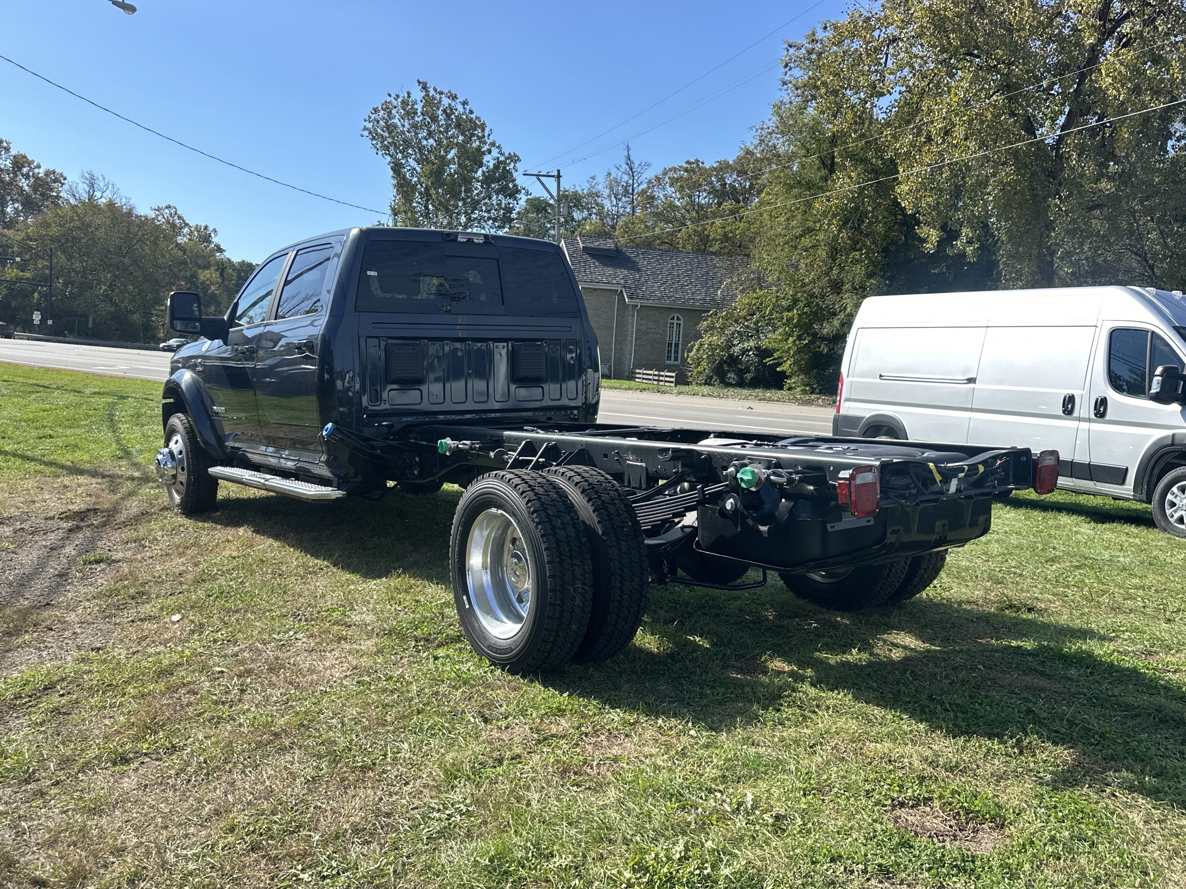 New 2027 RAM 5500 4x4 Crew Cab image 26