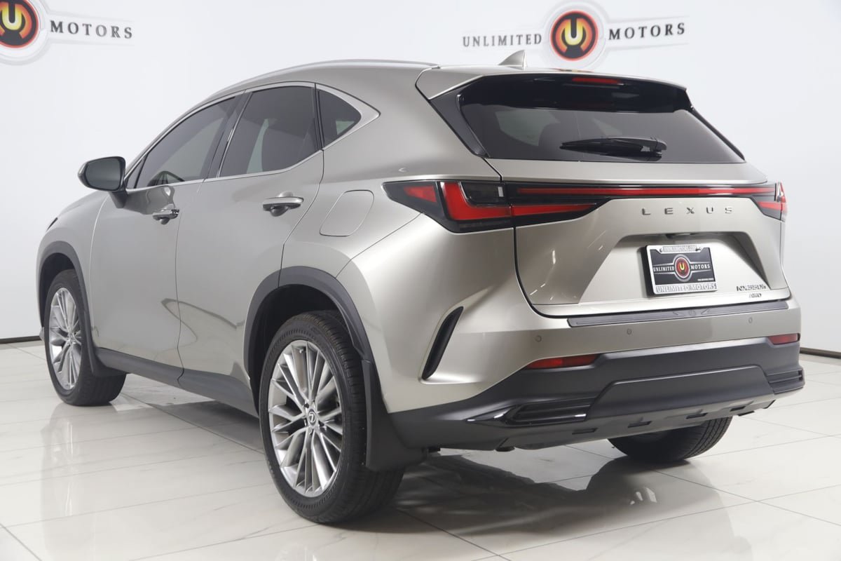 Used 2024 Lexus NX 350h AWD w/ Premium Package image 4