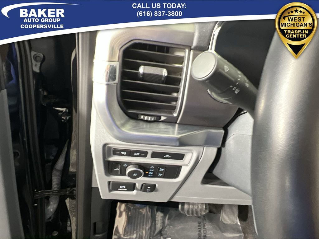 Used 2021 Ford F150 Lariat w/ Equipment Group 502A High image 19