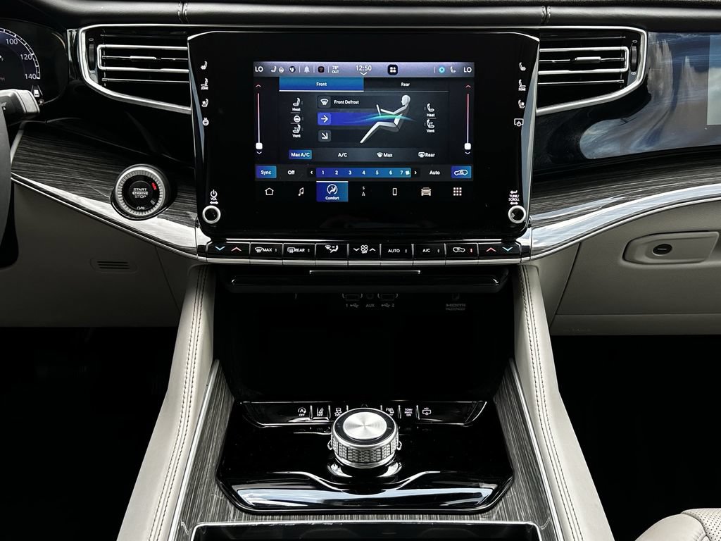 Used 2022 Jeep Wagoneer Series II w/ Premium Group I RWD image 17