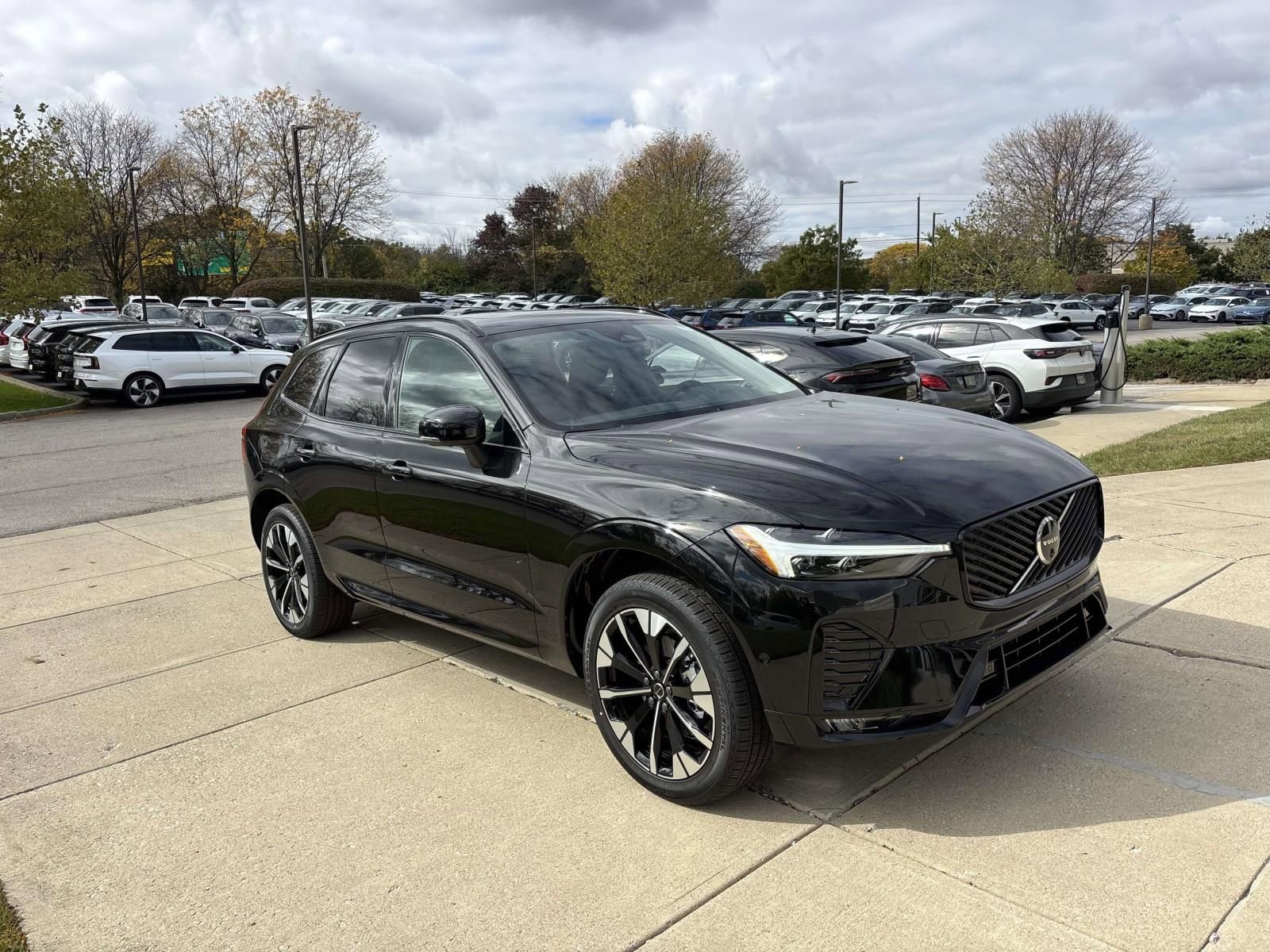 New 2026 Volvo XC60 B5 Plus w/ Protection Package Premier