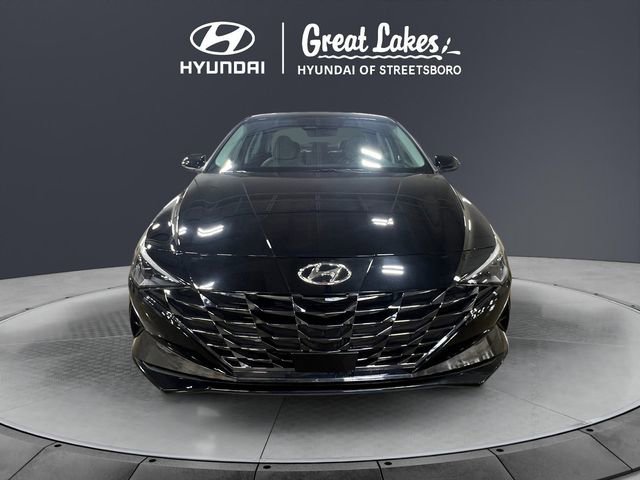 Used 2023 Hyundai Elantra Limited w/ Cargo Package image 9