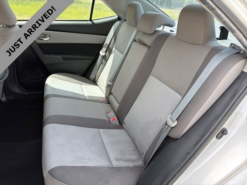 Used 2017 Toyota Corolla LE FWD image 12