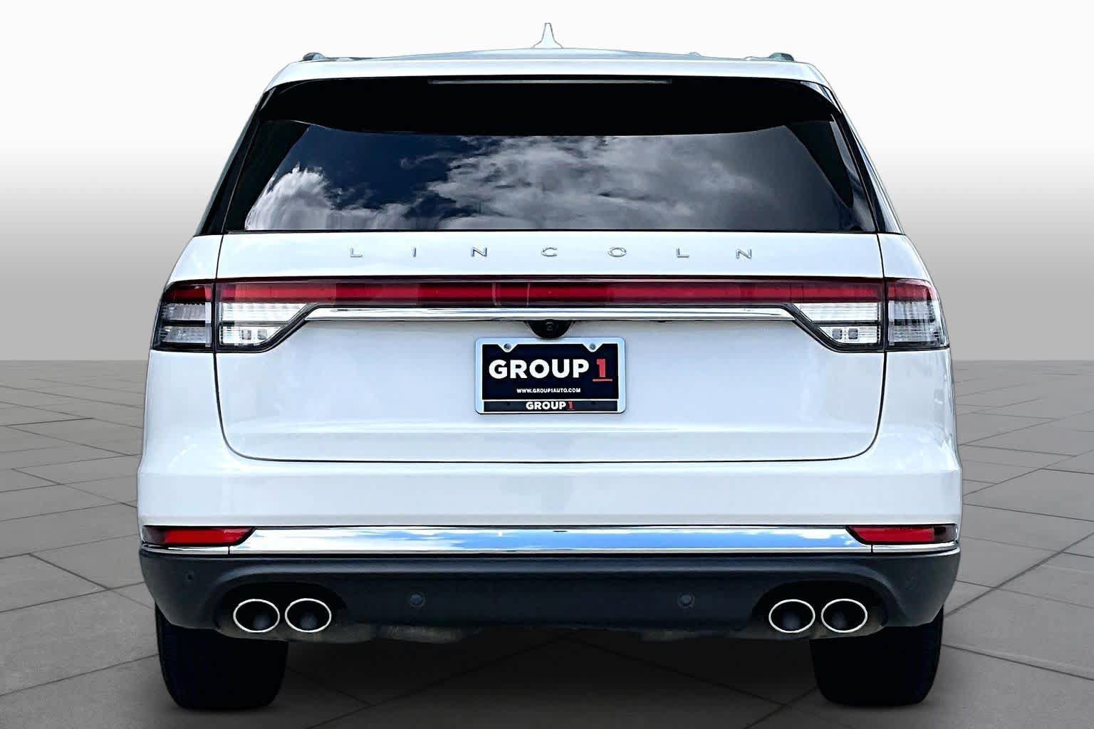 Used 2023 Lincoln Aviator Reserve w/ Elements Package Plus RWD image 5