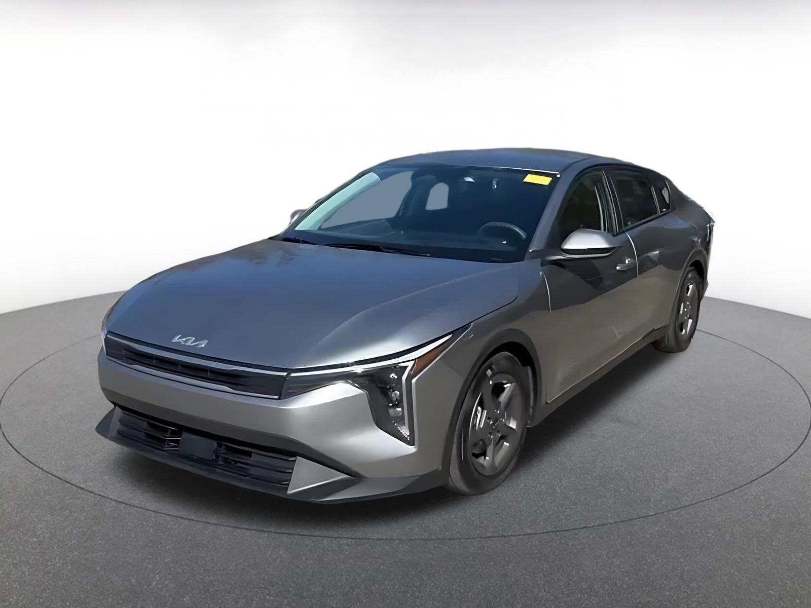 Used 2025 Kia K4 LXS image 4