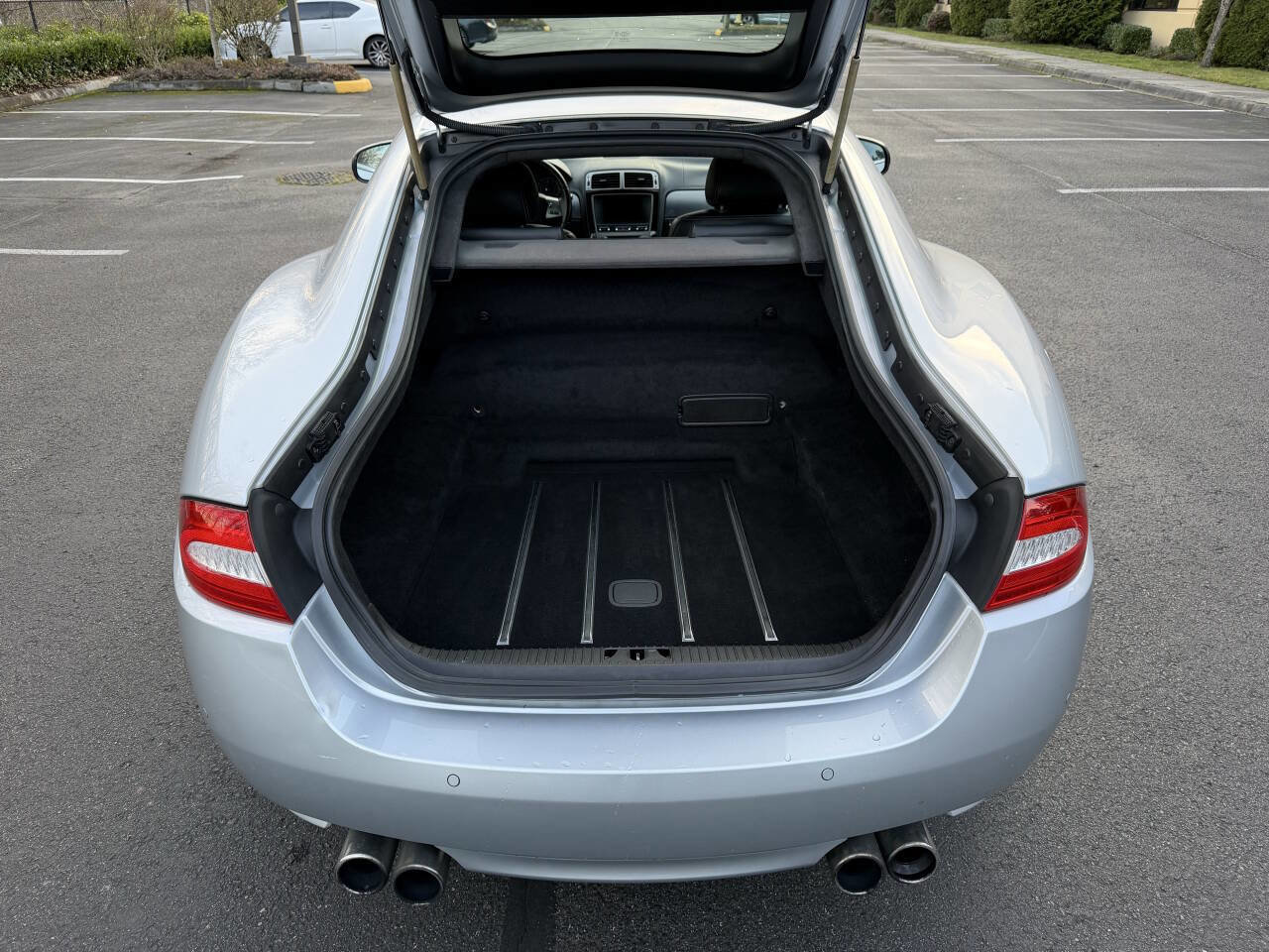 Used 2011 Jaguar XKR R image 7