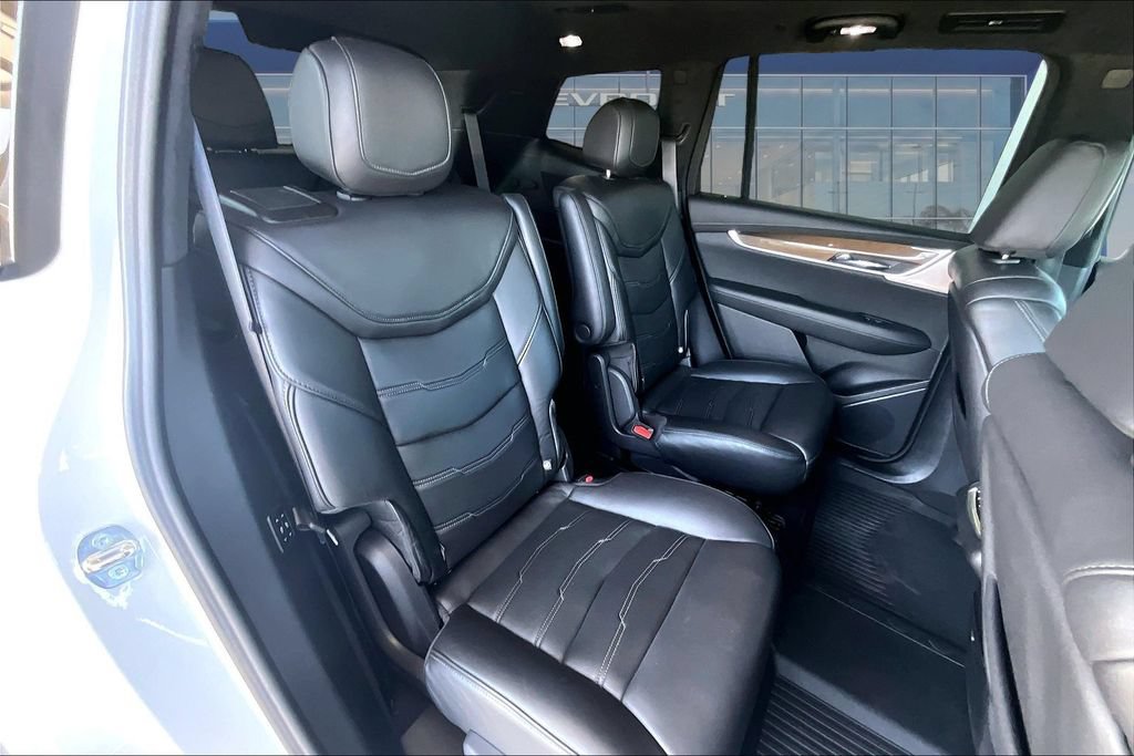 Used 2023 Cadillac XT6 Sport w/ Platinum Package AWD/4WD image 20