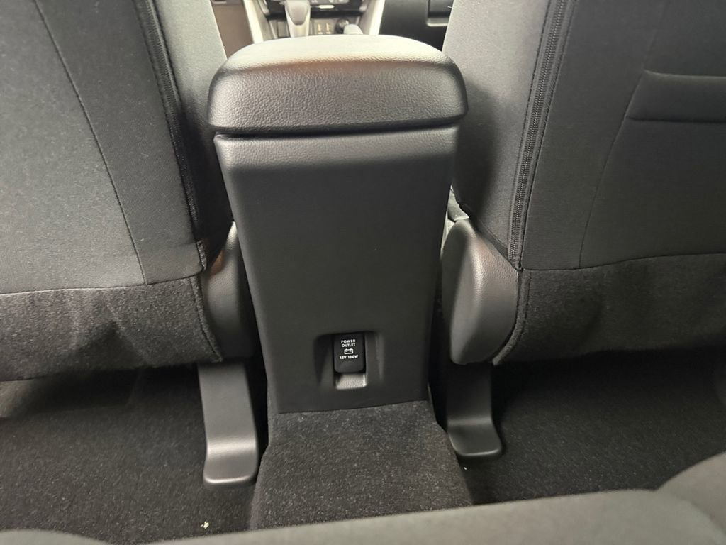 New 2026 Mitsubishi Eclipse Cross LE image 28